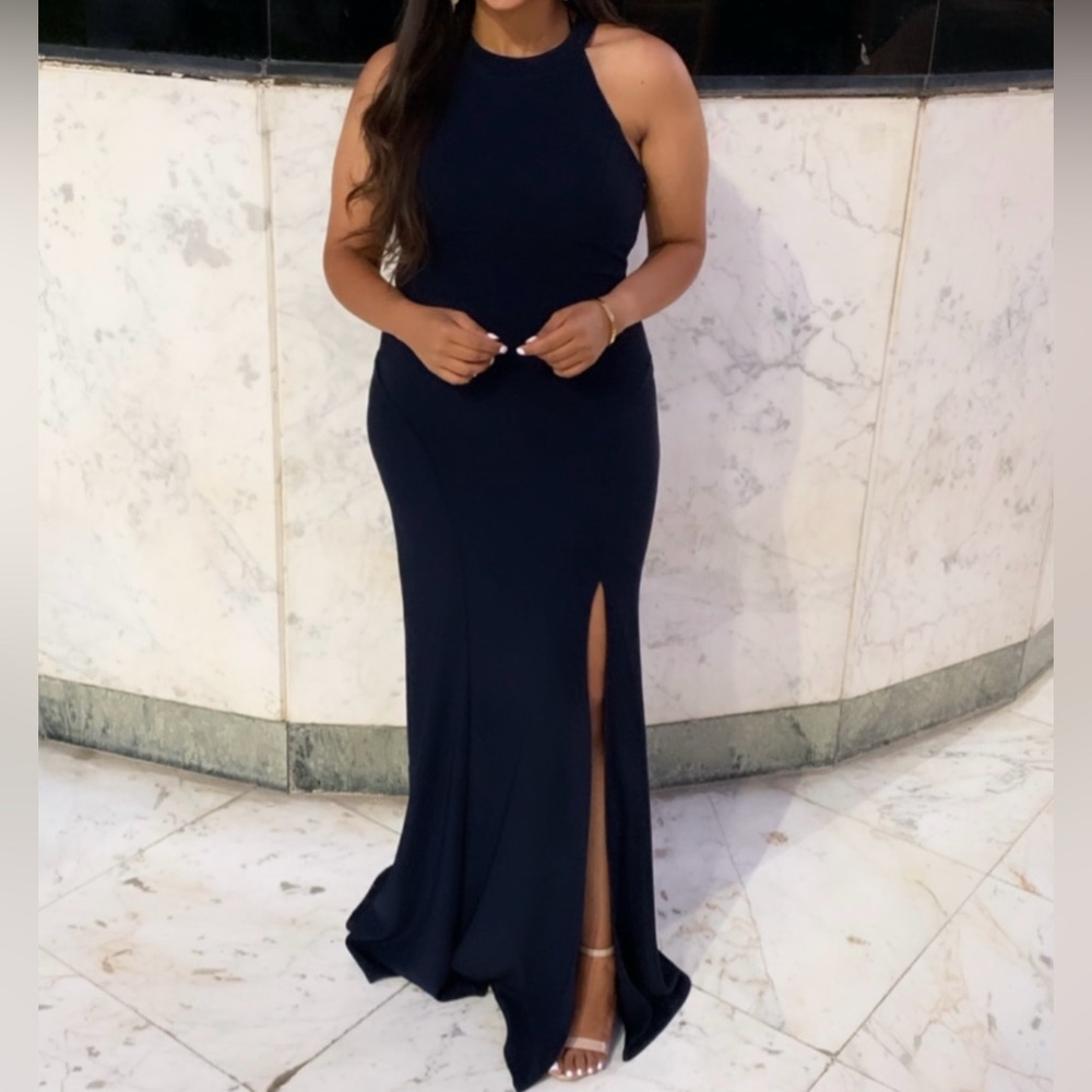 Elegant Navy Evening Gown with Halter Neck - Picture 3 of 3